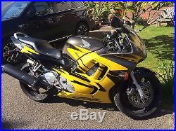 Honda CBR600F Motorbike 599cc (1997 P Reg)